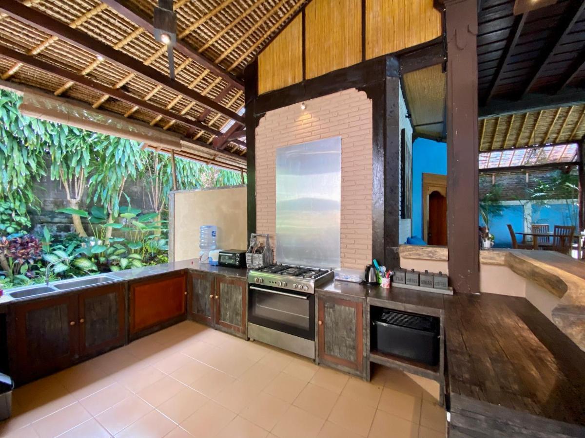 Отель Little Tree House Санур Экстерьер фото
