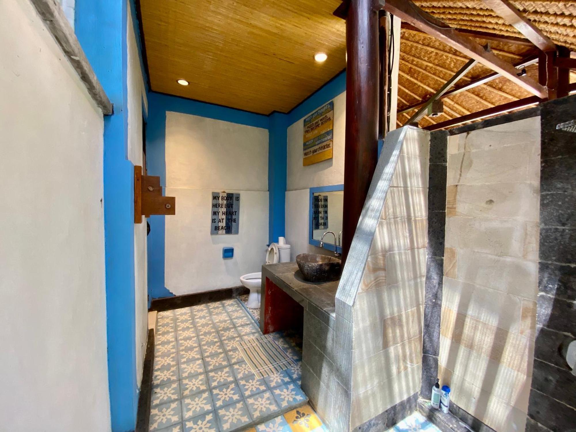 Отель Little Tree House Санур Номер фото